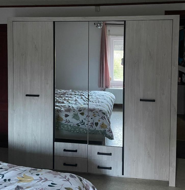 Garde robe, Maison & Meubles, Armoires | Penderies & Garde-robes, Utilisé, 200 cm ou plus, 200 cm ou plus, 50 à 75 cm, Avec tiroir(s)