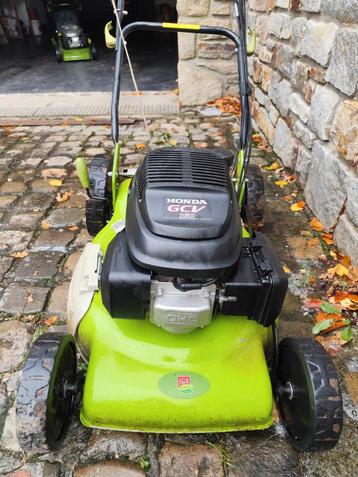 Honda motormaaier te repareren of voor onderdelen.. zie foto beschikbaar voor biedingen