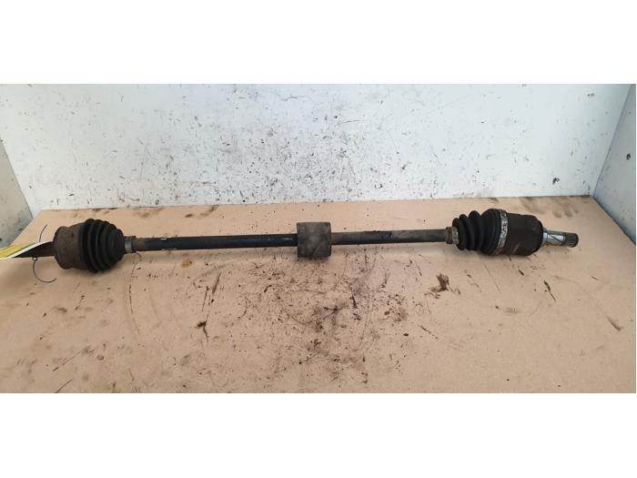 Aandrijfas rechts-voor van een Opel Corsa, Auto-onderdelen, Remmen en Aandrijving, Opel, Gebruikt, 3 maanden garantie, Ophalen of Verzenden