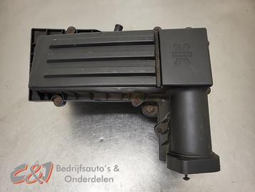 Luchtfilterhuis van een Volkswagen Caddy beschikbaar voor biedingen