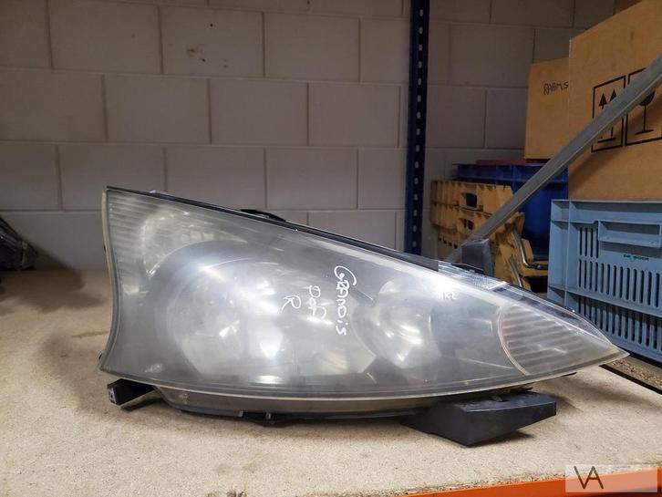 Mitsubishi Grandis 2004 -2010 koplamp rechts beetje dof €100, Auto-onderdelen, Verlichting, Mitsubishi, Gebruikt, Ophalen of Verzenden