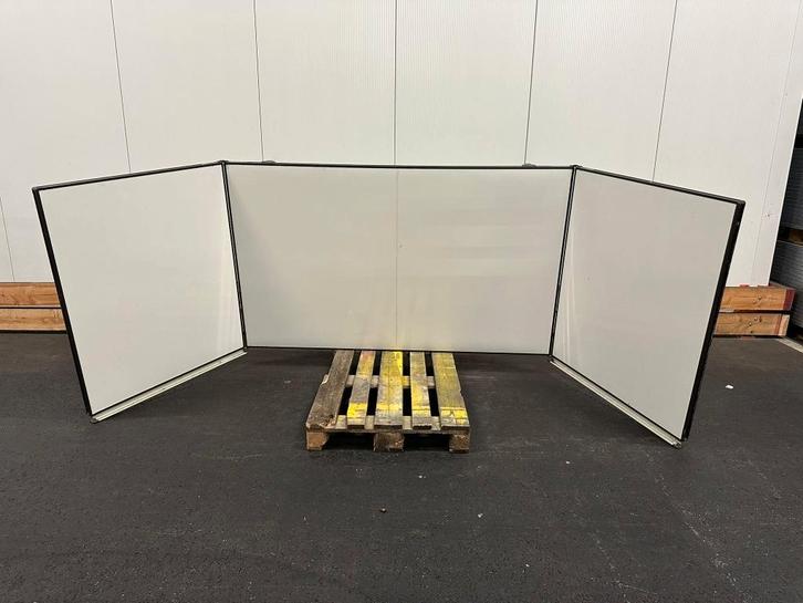 Groot Vouwbaar Meervlaks Whiteboard – Magnetisch – 400x120cm, Diversen, Schoolborden, Gebruikt, Whiteboard, Ophalen