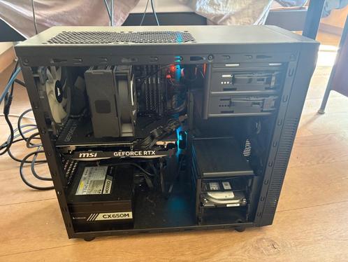 Gaming pc + Monitor + toetsenbord, Computers en Software, Desktop Pc's, Zo goed als nieuw, 3 tot 4 Ghz, HDD, SSD, Met videokaart