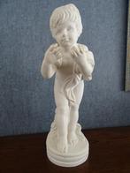 Wit keramiek beeld van een meisje., Antiek en Kunst, Ophalen