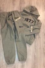 Essentials fear of god 1977, Kleding | Heren, Heren-kledingpakketten, Ophalen, Nieuw, Maat 52/54 (L)