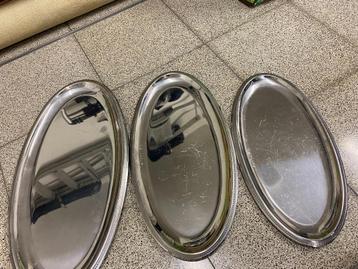 Inox schotel beschikbaar voor biedingen