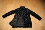 Mooie zwarte fluffy jas, maat S, Ophalen of Verzenden, Zo goed als nieuw, Maat 36 (S), Zwart