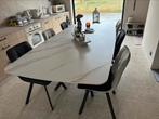 Nieuwe tafel plus stoelen plus salontafel, Ophalen, Zo goed als nieuw