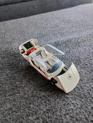 Lamborghini, Chocolade Jacques beschikbaar voor biedingen