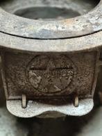 Charmant klein oud kacheltje, Enlèvement