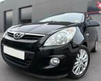 Hyundai i20 1.4 16v essence 101ch-127000kms -Moteur à Chaine, Auto's, Euro 5, Achterwielaandrijving, Zwart, 1396 cc