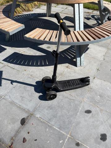 Step Lifegoods met lichtjes in de wielen beschikbaar voor biedingen