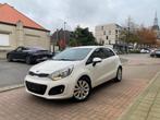 Kia Rio 1.2i Benzine/ 2015 / 76000.km/ Airco / Gps/Garantie, Voorwielaandrijving, Euro 5, Stof, Zwart