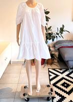 Light white summer dress (size S/M), Kleding | Dames, Maat 38/40 (M), Wit, Ophalen of Verzenden, Zo goed als nieuw