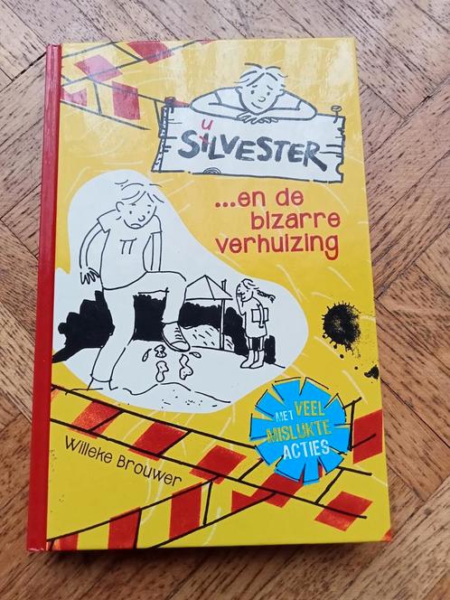 Silvester en de bizarre verhuizing - Silvester deel 1, Boeken, Kinderboeken | Jeugd | 10 tot 12 jaar, Gelezen, Ophalen of Verzenden