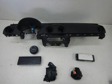 Audi A3 8V Airbagset ( Airbag Set Dashboard) beschikbaar voor biedingen