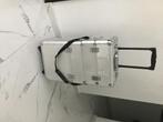 Koffer voor kappers in aluminium in goede staat, Handtassen en Accessoires, Koffers, Gebruikt, 45 tot 55 cm, Metaal, Wieltjes