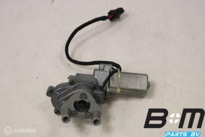 Motor voor sluithulp schuifdeur links VW Transporter T5 GP, Auto-onderdelen, Elektronica en Kabels, Gebruikt