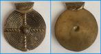 Amulette bronze, cercles concentriques, croix - Ghana, 20ème, Enlèvement ou Envoi