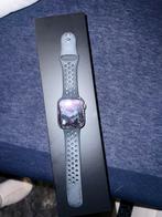 Apple nike edition, Handtassen en Accessoires, Conditie, Gebruikt, Zwart, IOS