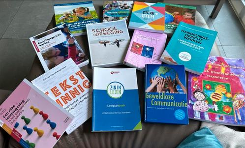 Handboeken kleuteronderwijs, Boeken, Schoolboeken, Zo goed als nieuw, Ophalen