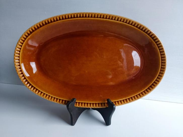 Boch Delta bruine ovale schaal, Antiek en Kunst, Antiek | Keramiek en Aardewerk, Ophalen of Verzenden