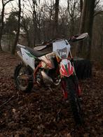 Ktm exc 300 2022 Six days, Fietsen en Brommers, Ophalen, Zo goed als nieuw