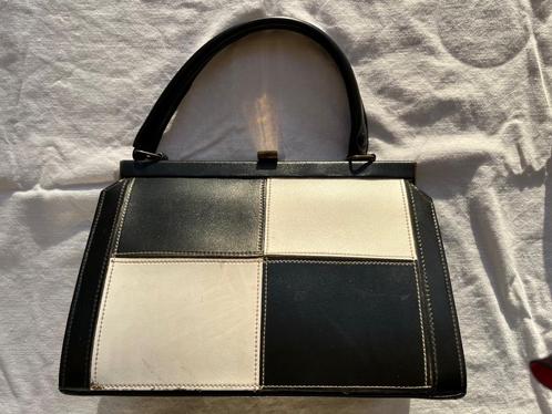 Sac à main en cuir - damier - vintage, Bijoux, Sacs & Beauté, Sacs | Sacs Femme, Comme neuf, Sac à main, Noir, Enlèvement ou Envoi