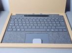 Microsoft Surface Pro Type cover en Sim pen Nieuw!, Ophalen of Verzenden, Nieuw, Azerty, Microsoft surface