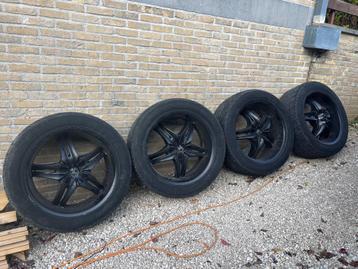 Dodge RAM 22 inch wielen (dubbel midden midden) 305/45R22 beschikbaar voor biedingen