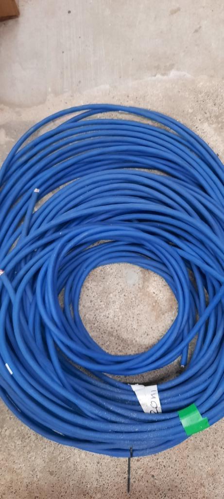 Digitale audio multikabel, Muziek en Instrumenten, Kabels en Stekkers, Zo goed als nieuw, Apparatuur, Ophalen