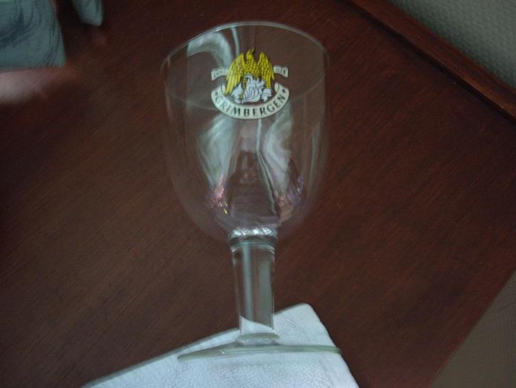 1 Oud glas in Grimbergen anno 1128., Verzamelen, Biermerken, Zo goed als nieuw, Glas of Glazen, Overige merken, Ophalen of Verzenden