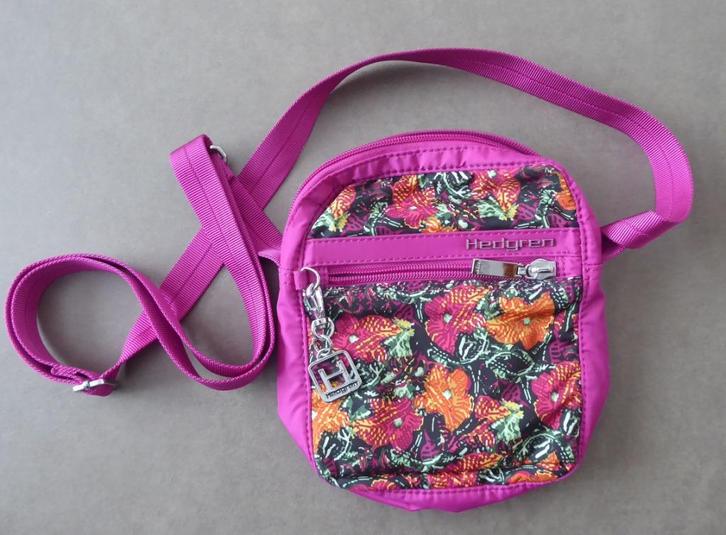Hedgren fuchsia/veelkleurige schoudertas, Handtassen en Accessoires, Tassen | Schoudertassen, Zo goed als nieuw, Overige merken