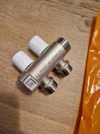 3/4MF spruitstuk blauw-rode kraan M22 uitgang 2 circuits, Ophalen of Verzenden, Nieuw, Kraan