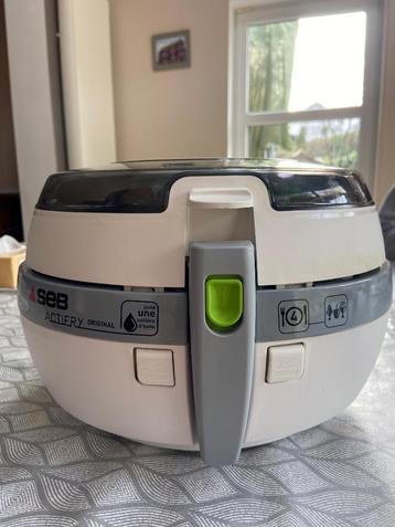 SEB actifry, Electroménager, Friteuses à air, Enlèvement, Comme neuf, Friteuse à air, Moins de 750 grammes