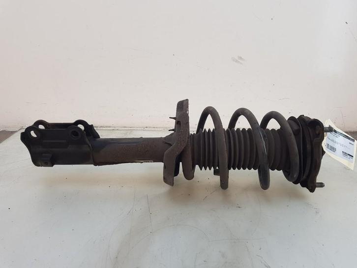 AMORTISSEUR OU ABSORBEUR DE CHOC AVANT DROIT Kia Xceed, Autos : Pièces & Accessoires, Suspension & Châssis, Kia, Utilisé