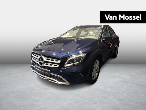 Mercedes-Benz GLA 200 + AUTOMAAT + LEDER + LED + SENSOREN +, Auto's, Mercedes-Benz, Bedrijf, Te koop, GLA, Centrale vergrendeling