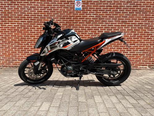 Ktm Duke 125, Motoren, Motoren | KTM, Particulier, Naked bike, 11 kW of minder, Ophalen