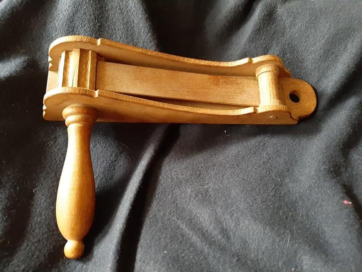 Ancienne crécelle en bois, Antiek en Kunst, Antiek | Overige Antiek, Ophalen of Verzenden