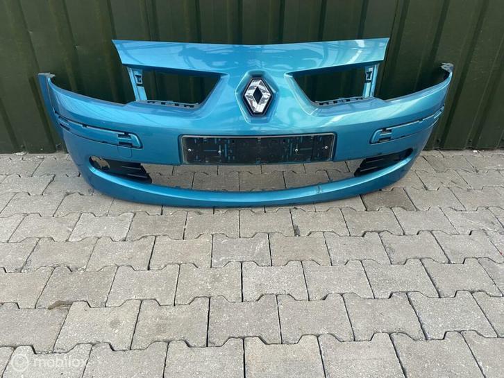 Voorbumper renault modus  8200259247 Origineel, Auto-onderdelen, Carrosserie, Bumper, Voor, Gebruikt, Ophalen of Verzenden