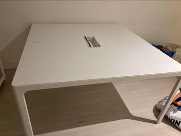 Ikea bureau, Ophalen, Zo goed als nieuw