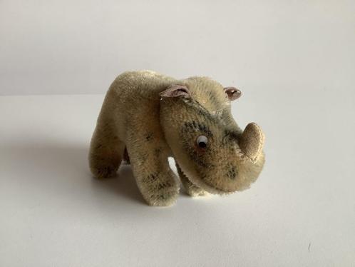 Vintage Steiff neushoorntje “Nosy” met knop, Antiek en Kunst, Antiek | Speelgoed, Ophalen of Verzenden