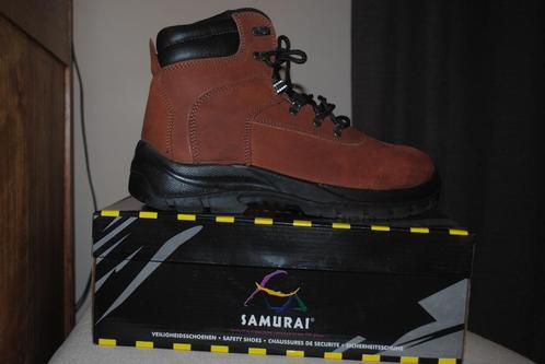 Chaussures 42 et 45 neuves de sécurité S3 GEVREY PLUS, Doe-het-zelf en Bouw, Veiligheidskleding, Nieuw, Ophalen of Verzenden