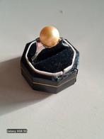 Zeer mooie zilveren ring met parel, Handtassen en Accessoires, Ophalen, Met parel