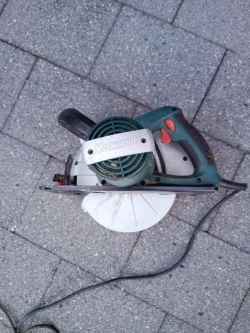 Cirkelzaag powerplus 1800 watt beschikbaar voor biedingen