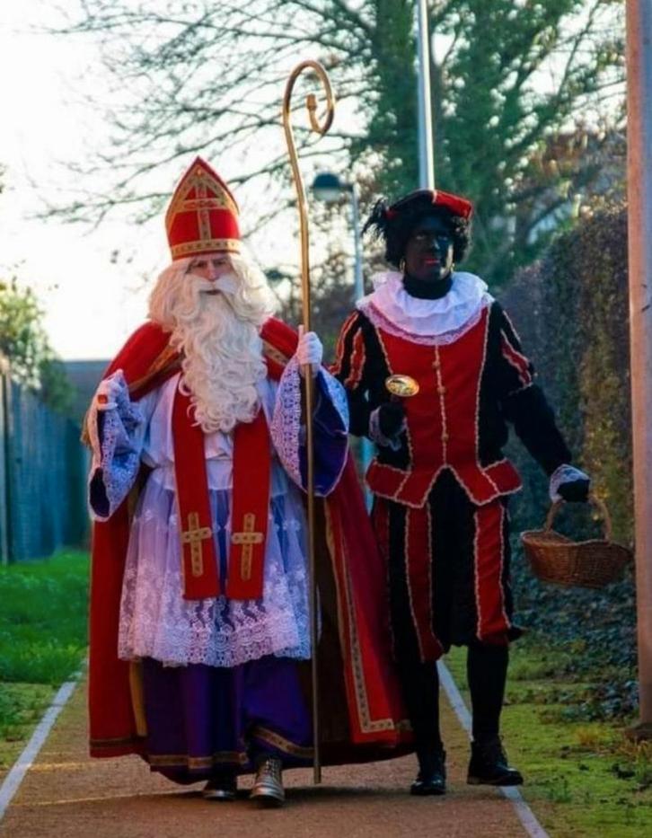 Bezoek van de Sint, Diversen, Sinterklaas, Ophalen