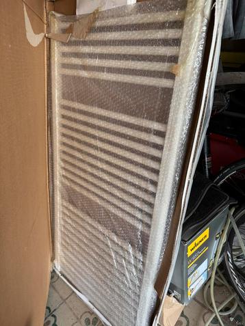 Badkamer radiator wit Nieuw!!! beschikbaar voor biedingen