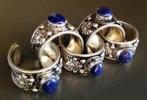 Tibetaans zilveren ring met Lapis Lazuli en Lotus, Handtassen en Accessoires, Ringen, Blauw, Nieuw, Ophalen of Verzenden, Met edelsteen