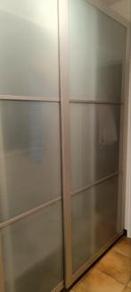 Armoire Pax Ikea, dimensions 2,40 de haut, 2 m de large et 6, Enlèvement