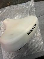 selle Honda Camino blanche en forme de champignon, Enlèvement ou Envoi, Selle